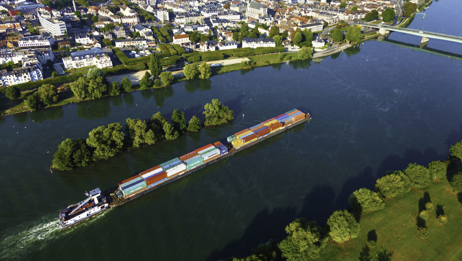 Inland water navigation